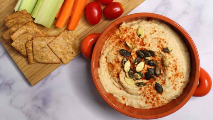 Heavenly Oil-free Hummus and vegetables