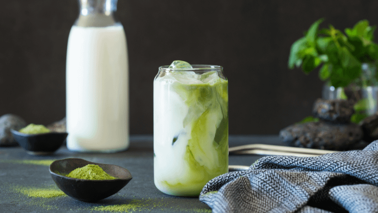 iced vanilla matcha late