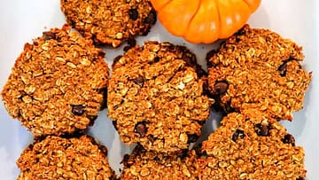 pumpkin oatmeal chocolate chip cookies overhead