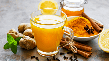 Turmeric and bloating try this foolproof anti-bloating drink!