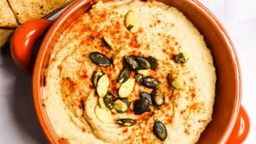 Heavenly oil-free hummus