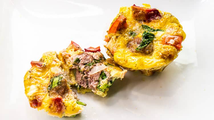 Egg Muffins (Loaded with Veggies, Bacon and Cheese)